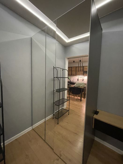 Szafa dwie szafy flex pax lustro wysoka 218 cm 125 cm 50 i 75 parter