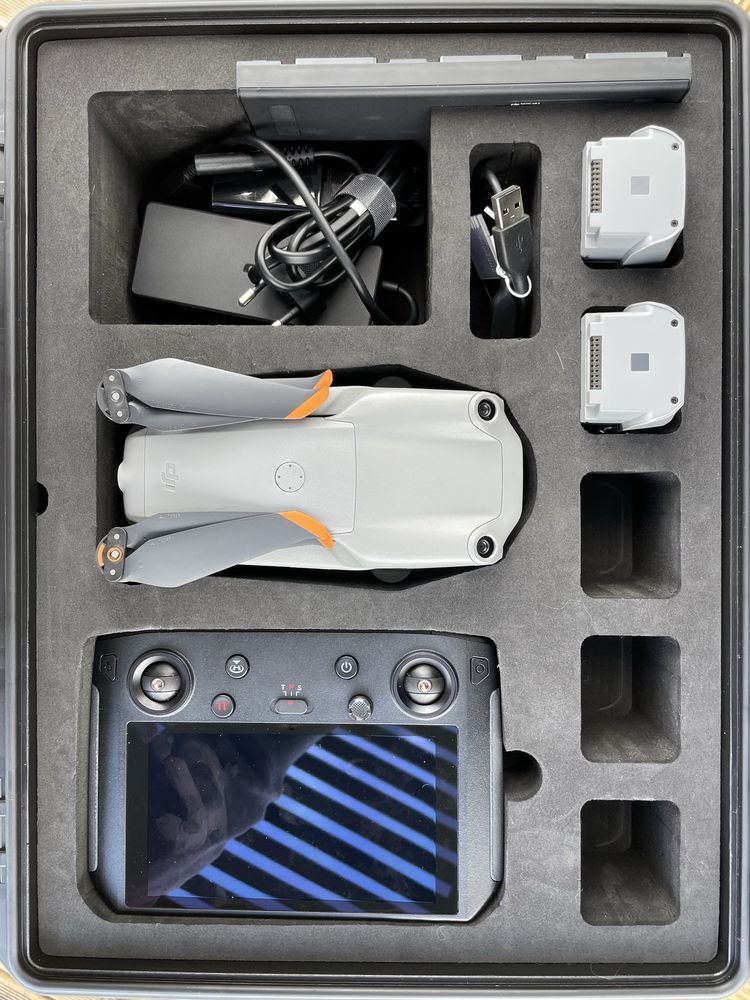 DJI Air 2S Fly More Combo + Smart Controller
