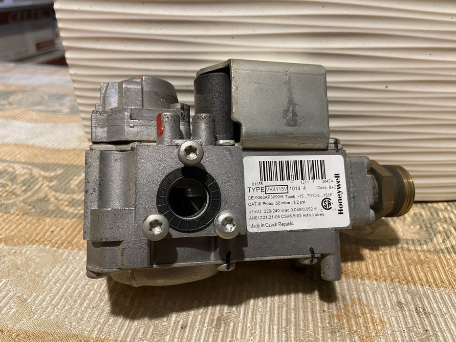 Elektrozawór honeywell VK4115V