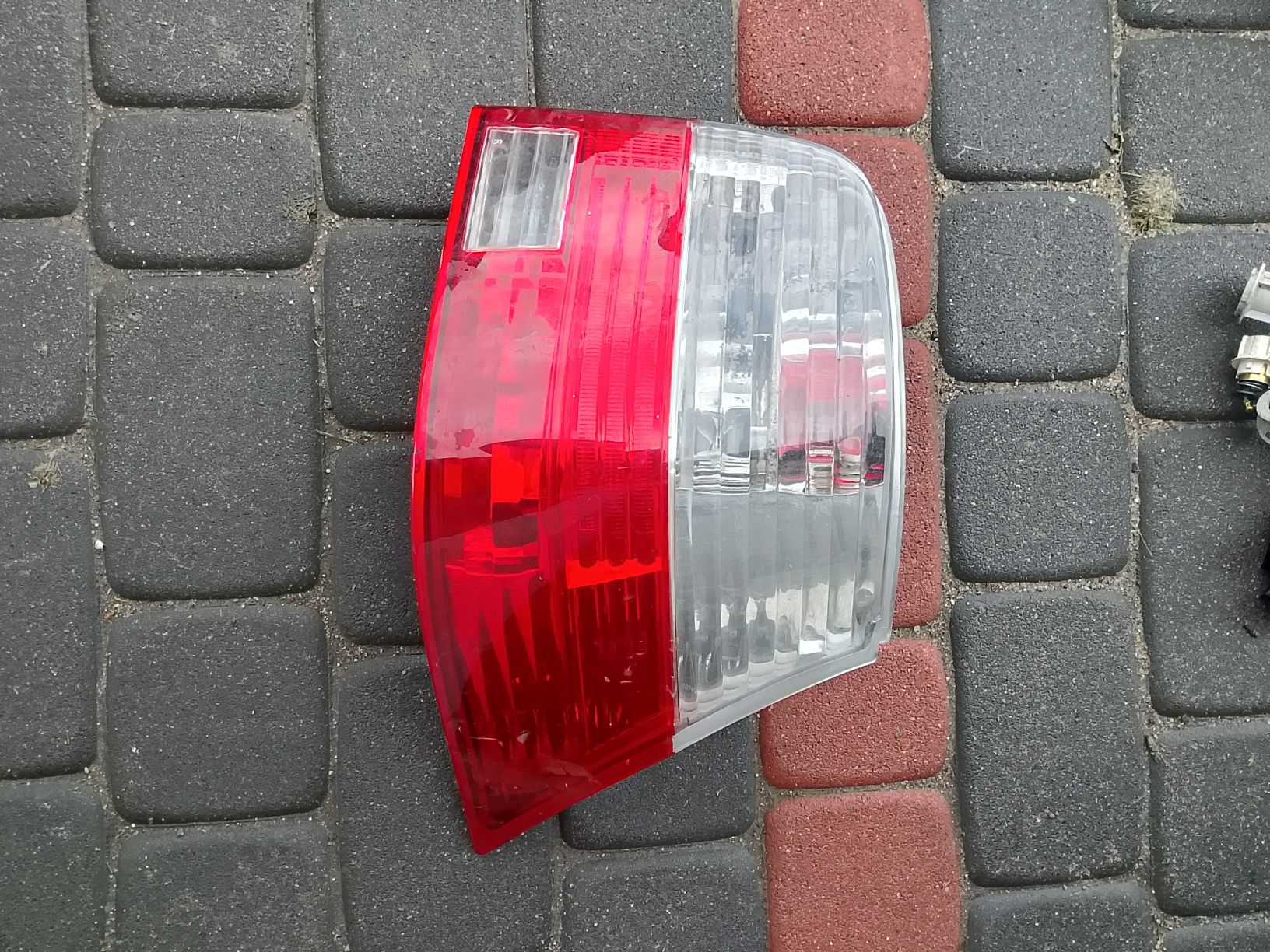 Lampy tylne golf 4