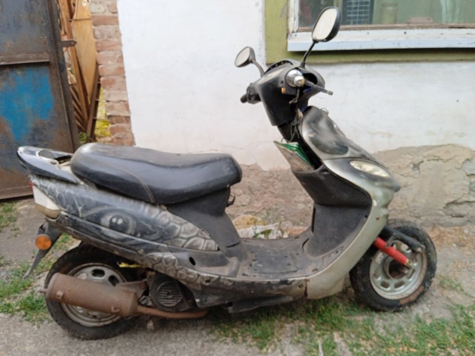 Продам скутер Defiant