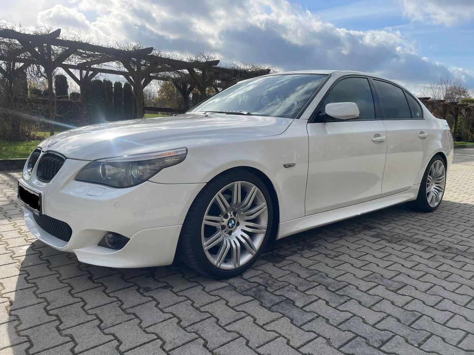 BMW Seria 5 235kmMpakiet nawigacja bi xsenon Logic 7 łopatki sport