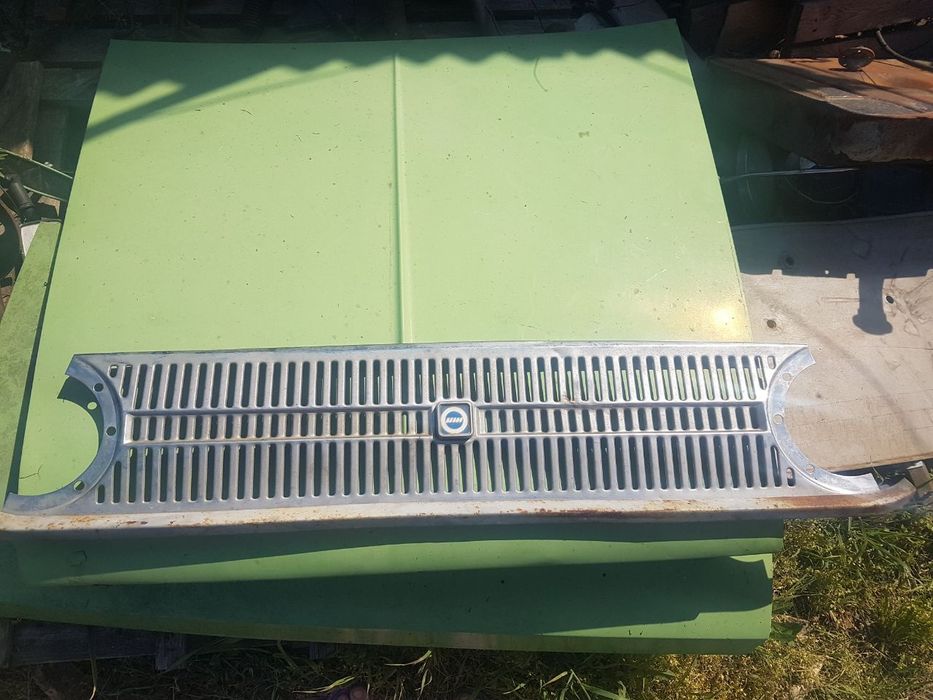 Решетка радиатора Иж 412