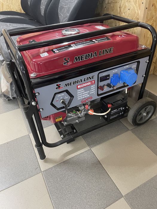 Генератор 7.5 кв бензин состояние нового, проработал не больше 10ч.