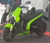 Acelera Elétrica Scooter Silence S01 Conected