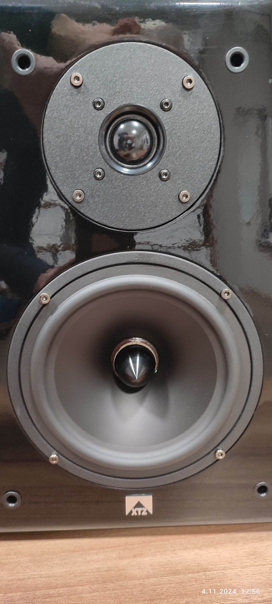kolumny XTZ 93.23