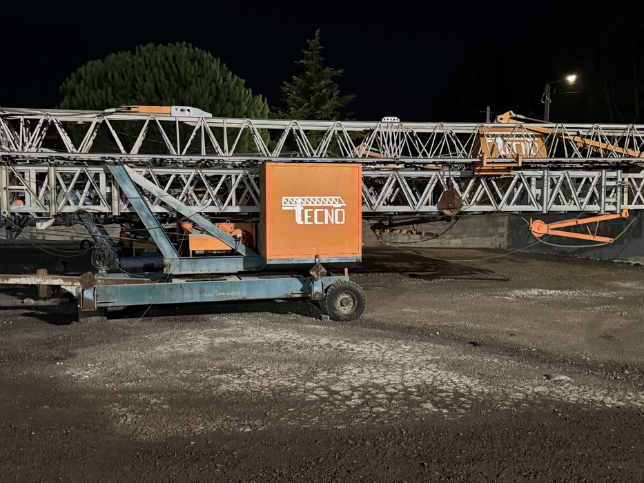 Gruas auto montantes tecno