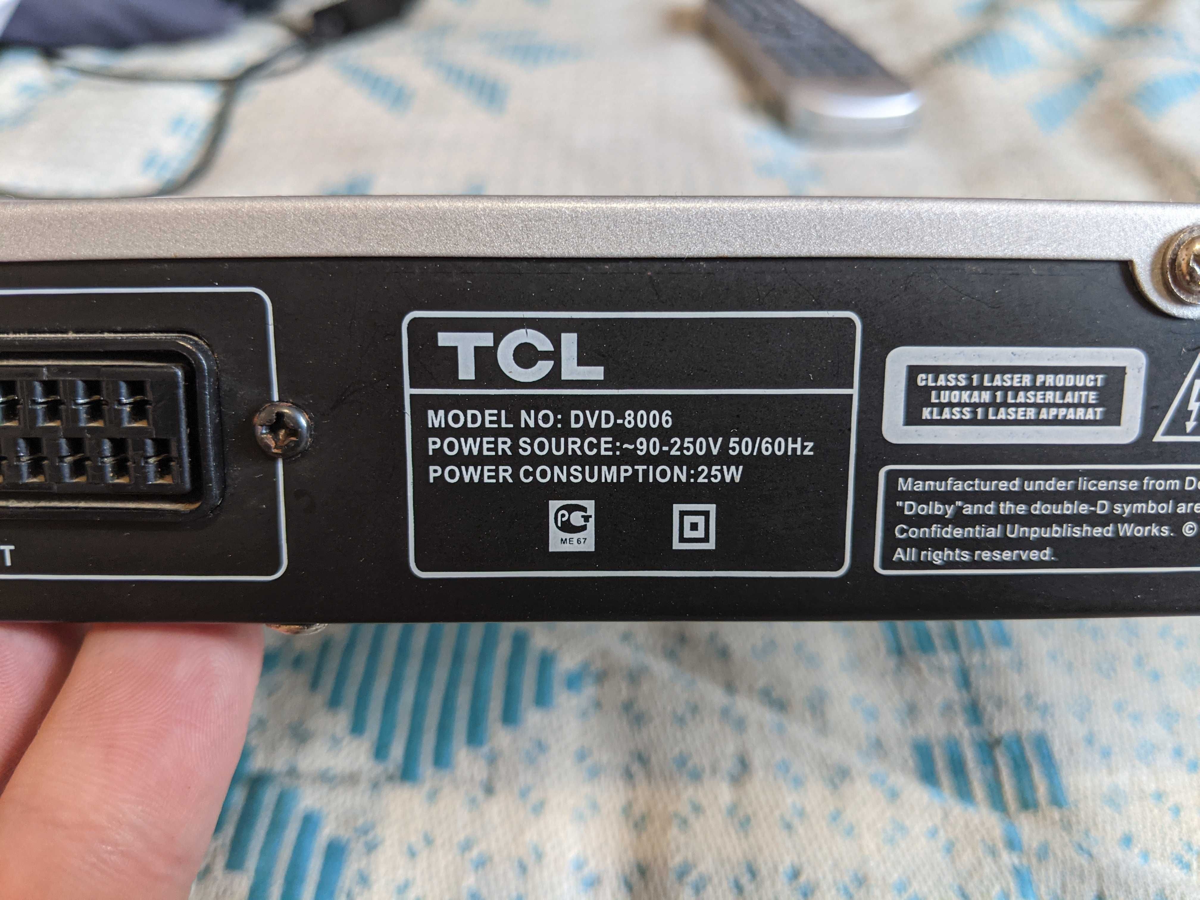 DVD Плеер TCL 8006, робочий, але проблема з треєм.