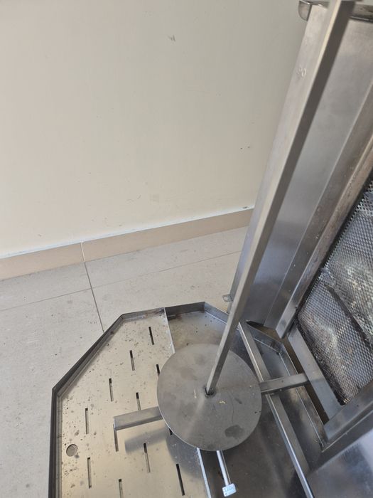 Vendo  máquina  de  kebab  a gás