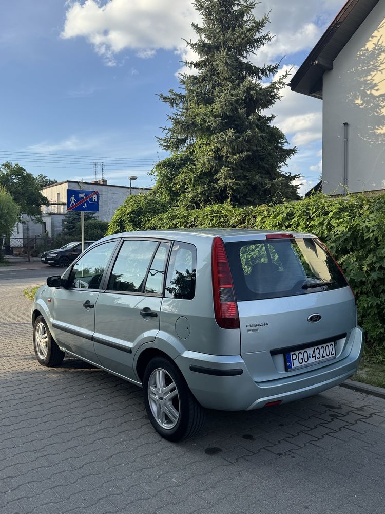 Ford Fusion 2004