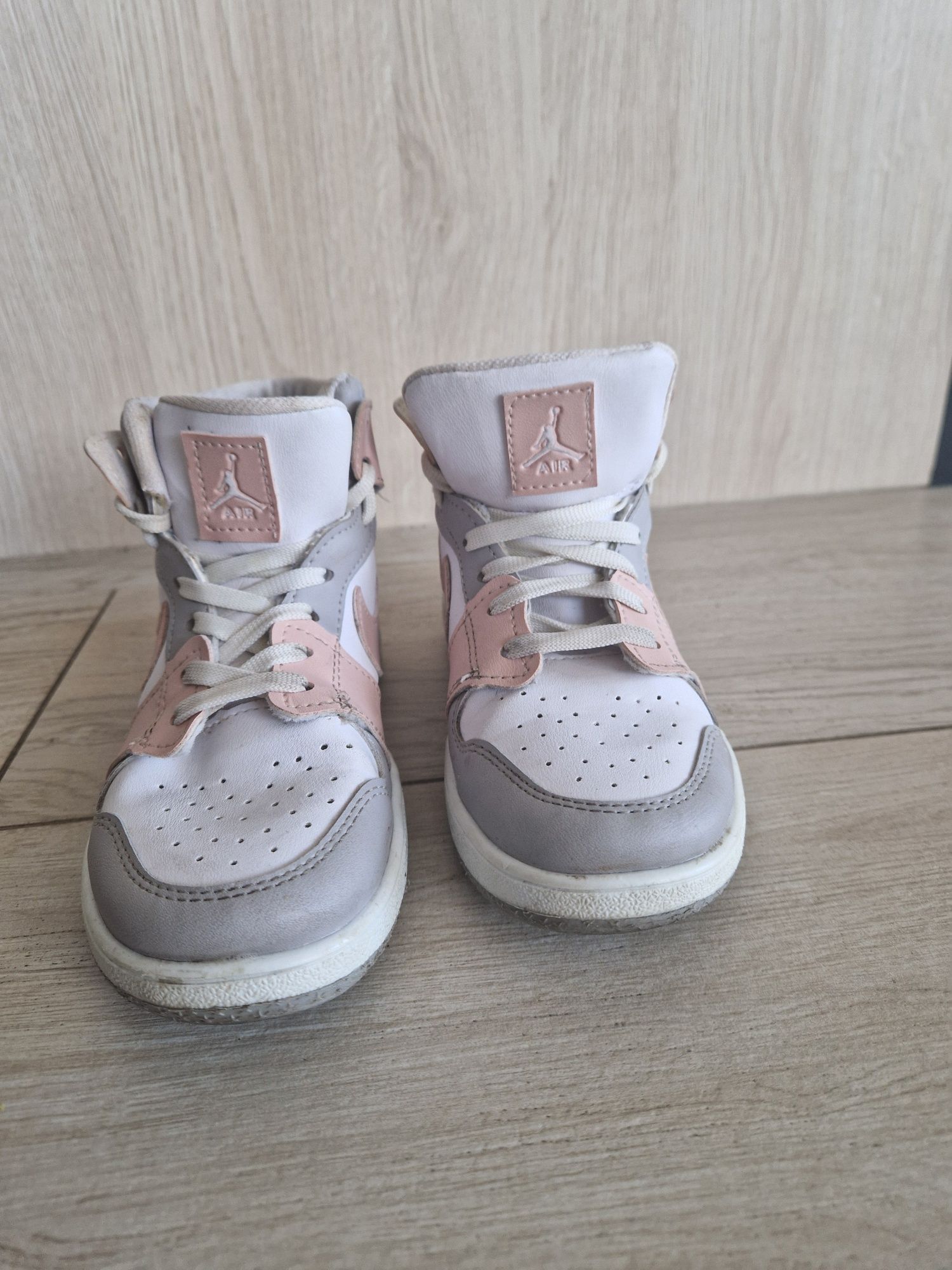 Dziewczęce Buty Nike Jordan rozm. 32