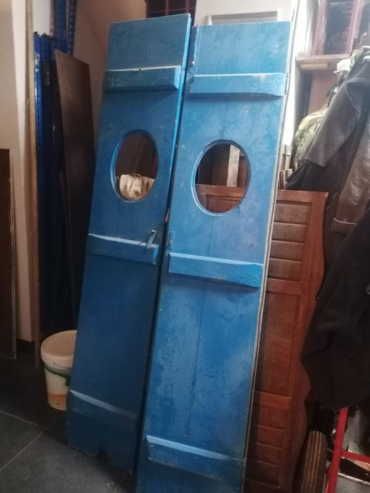 Portas muitos antigas vindas de Sesimbra