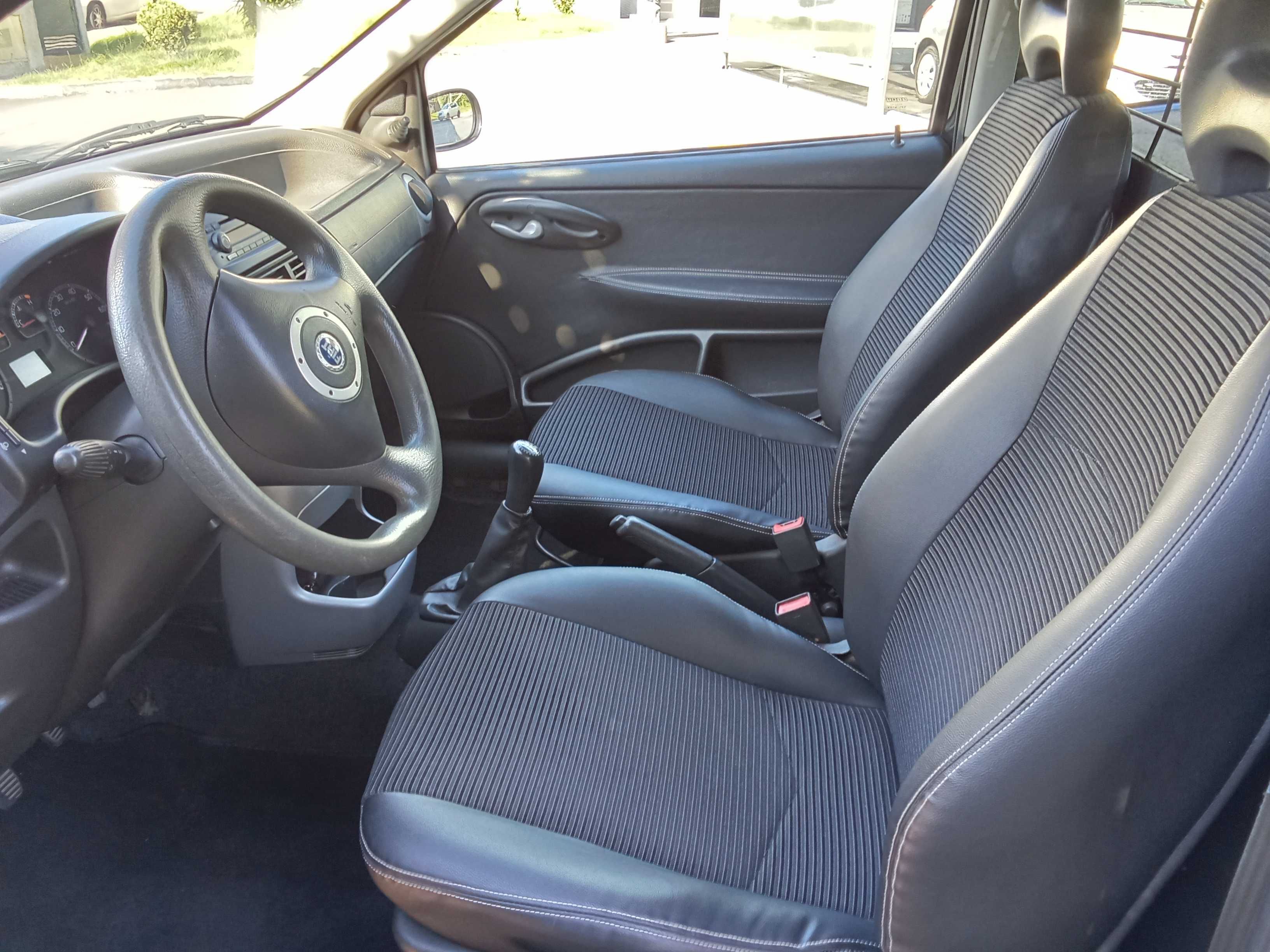 Fiat Punto 1.3 MultiJet versão Sport.