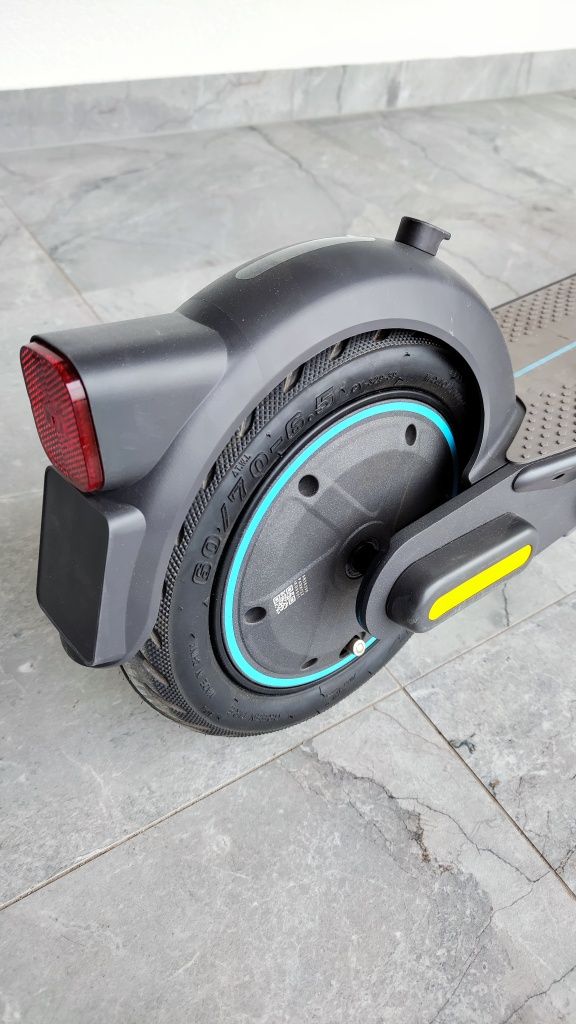 Hulajnoga elektryczna Ninebot Segway G30D II MAX