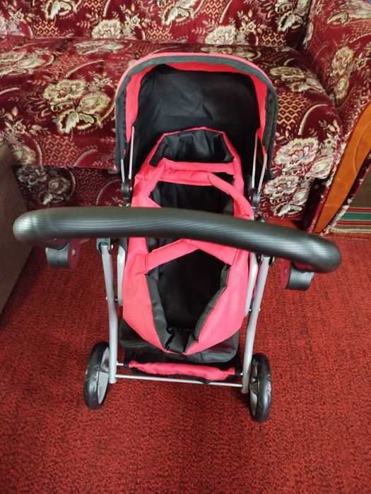 Дитяча коляска для ляльок