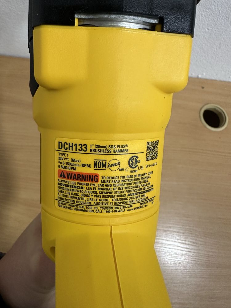 перфоратор акумуляторний безщітковий SDS-Plus DeWalt DCH133