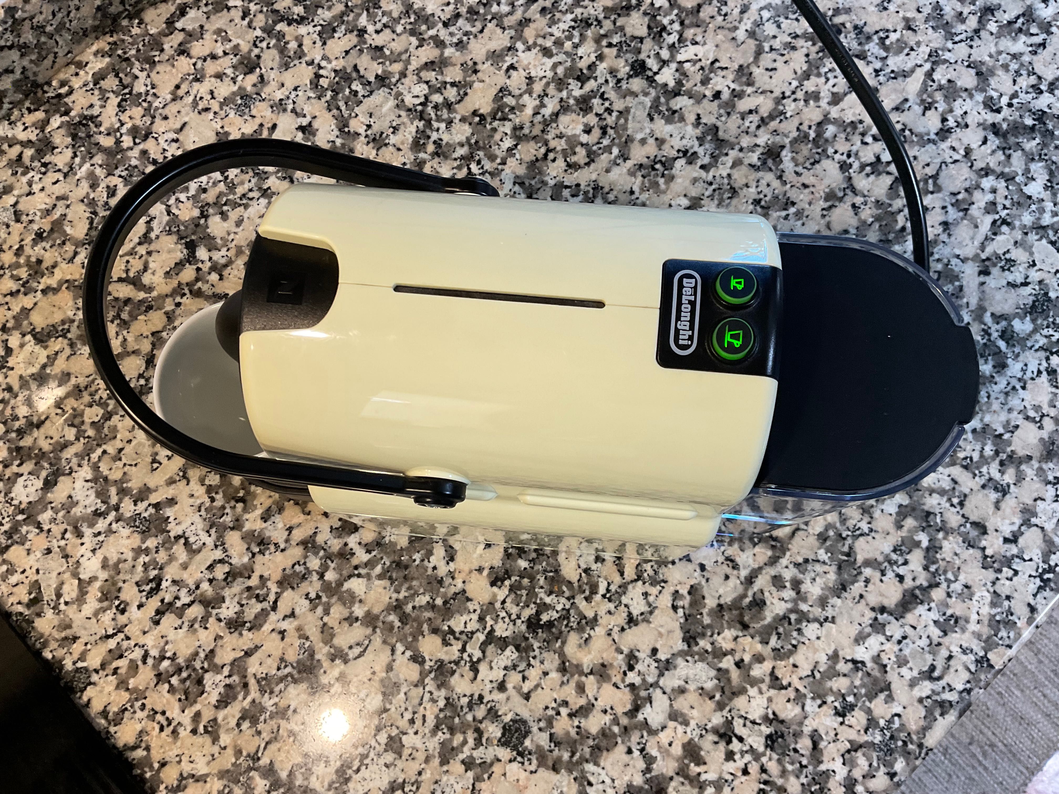 Cafeteira De’Longhi Nespresso