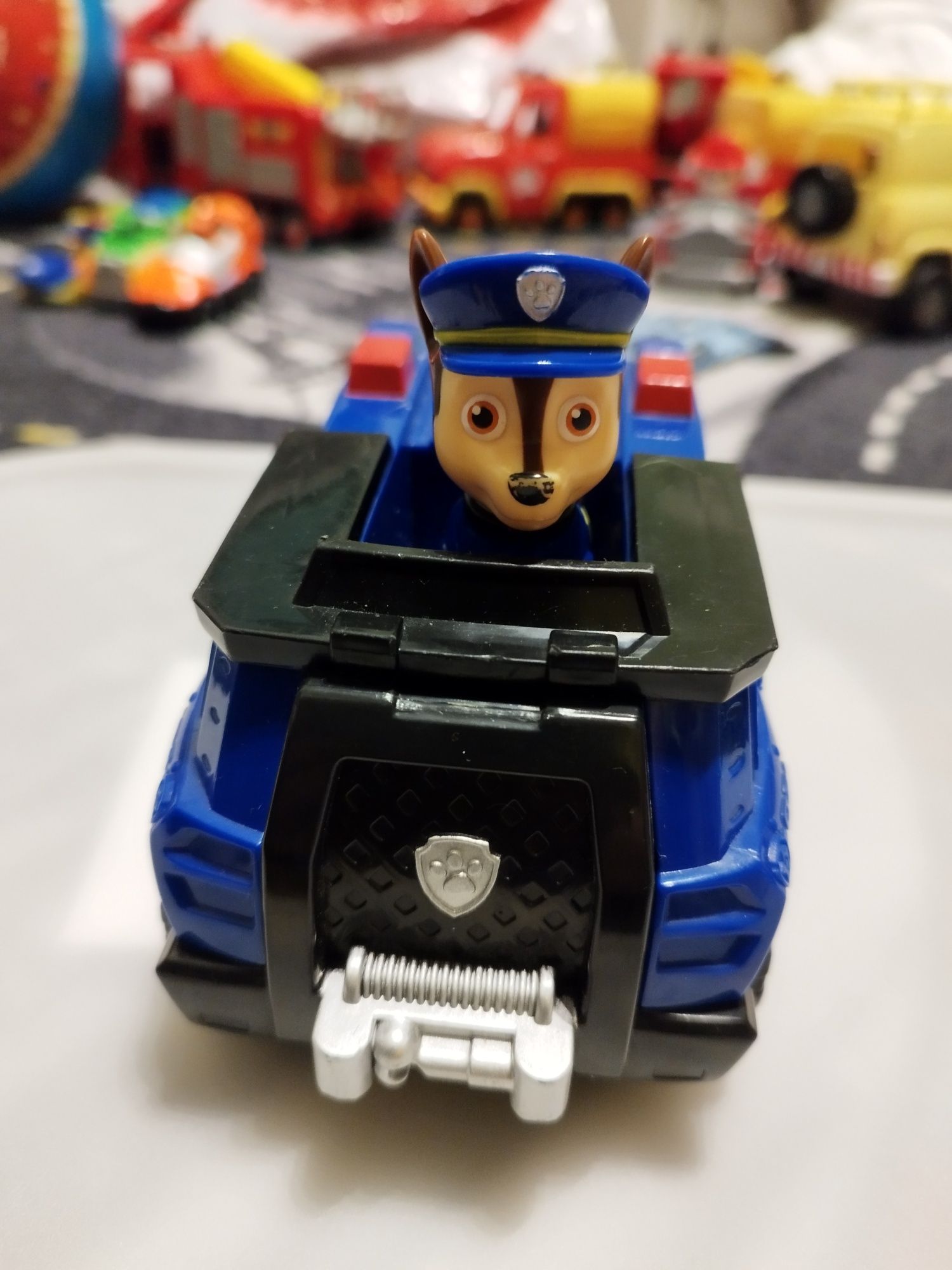 Baza Psi Patrol z pojazdami i figurkami