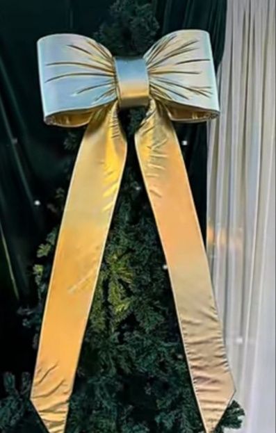 Великий велюровий бант для будь якого свята