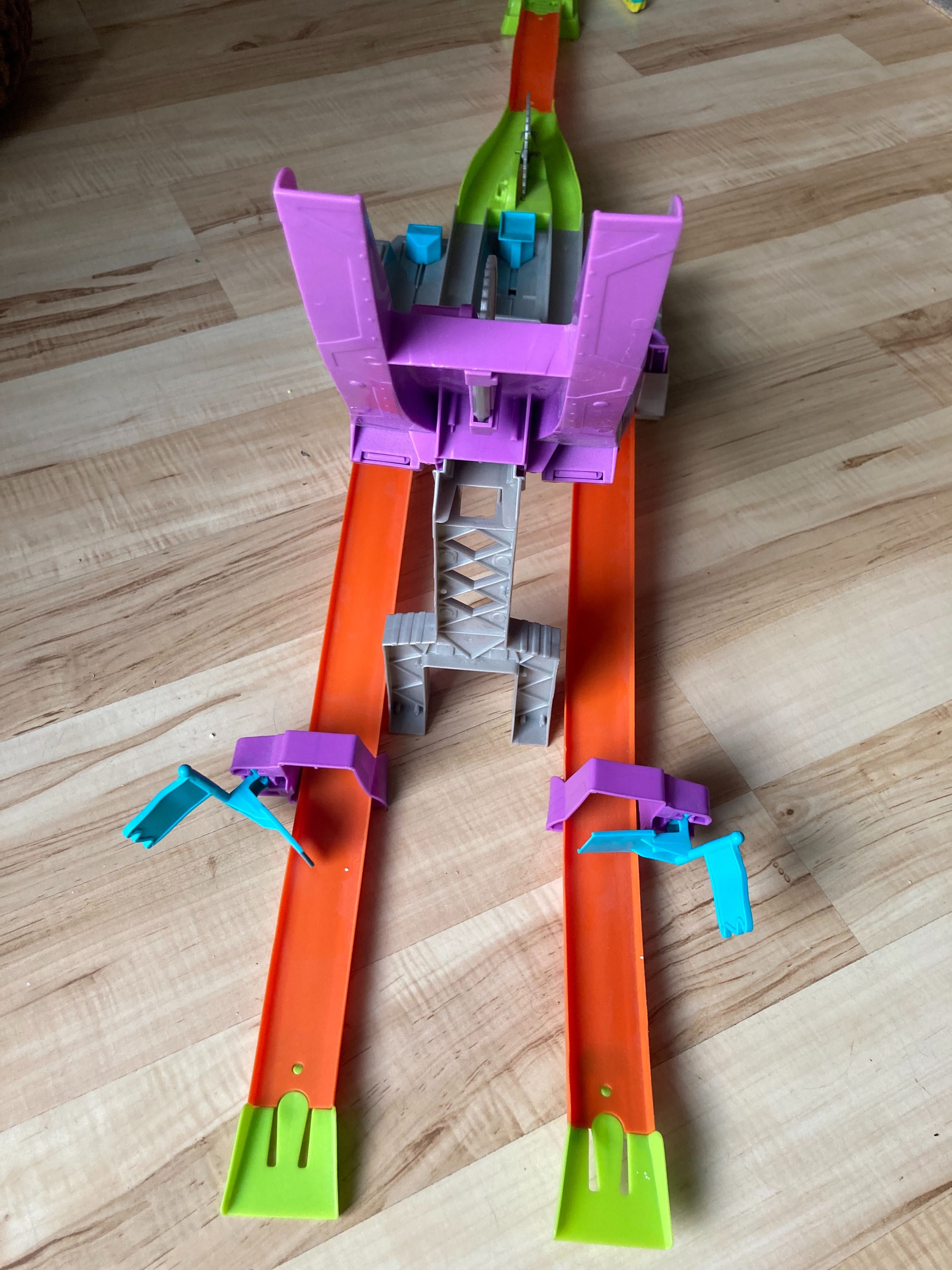 Hot wheels magnesiaki tor przecinarka