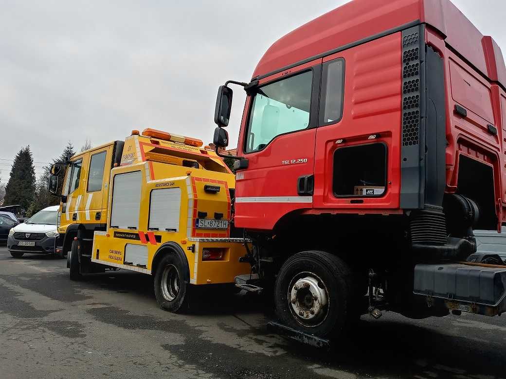 Iveco Euro cargo ML80E18D/P  Pomoc Drogowa holownik Zabudowa FALKOM