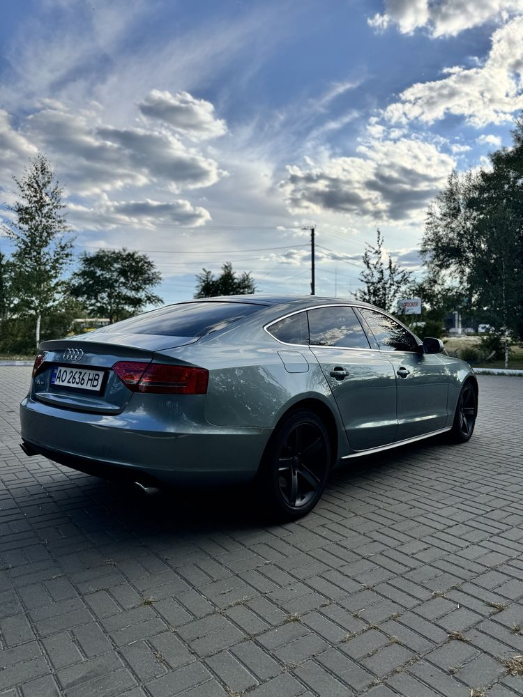 Audi A5 2011 рік