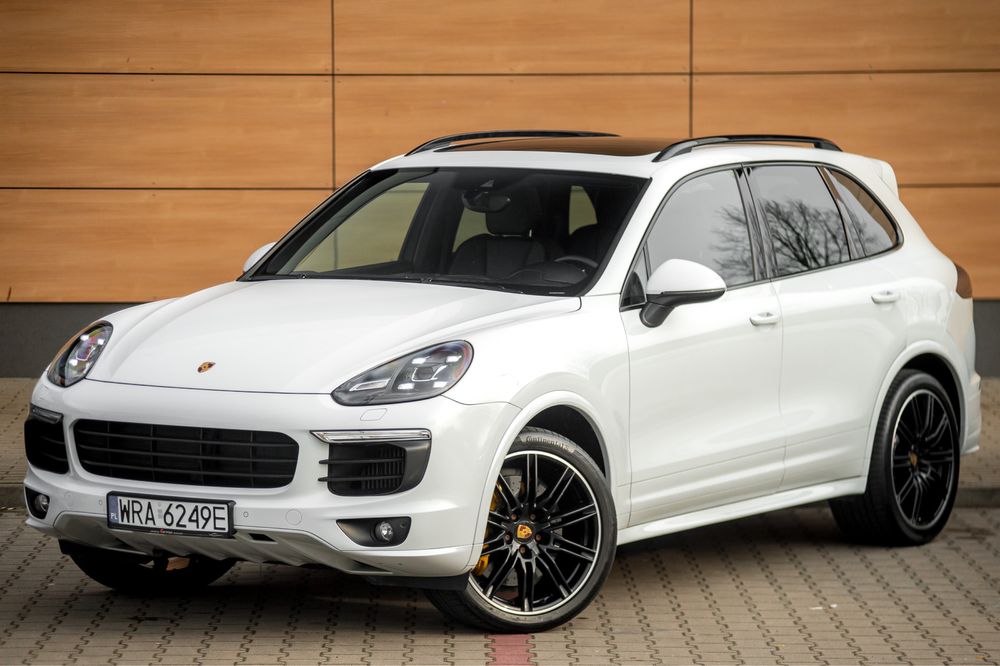 Porsche Cayenne S 4.2 V8 Diesel 2015 rok FV 23%