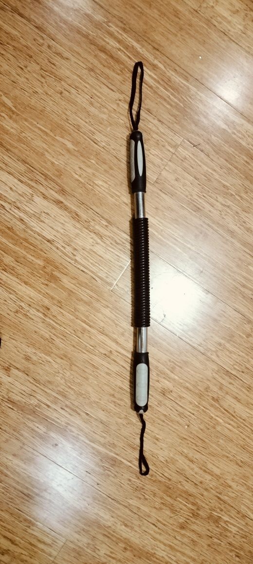 Musculação bastão braços