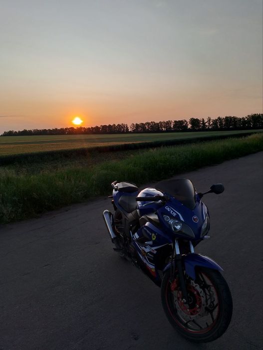 Продам або обміняю Viper V250 F2