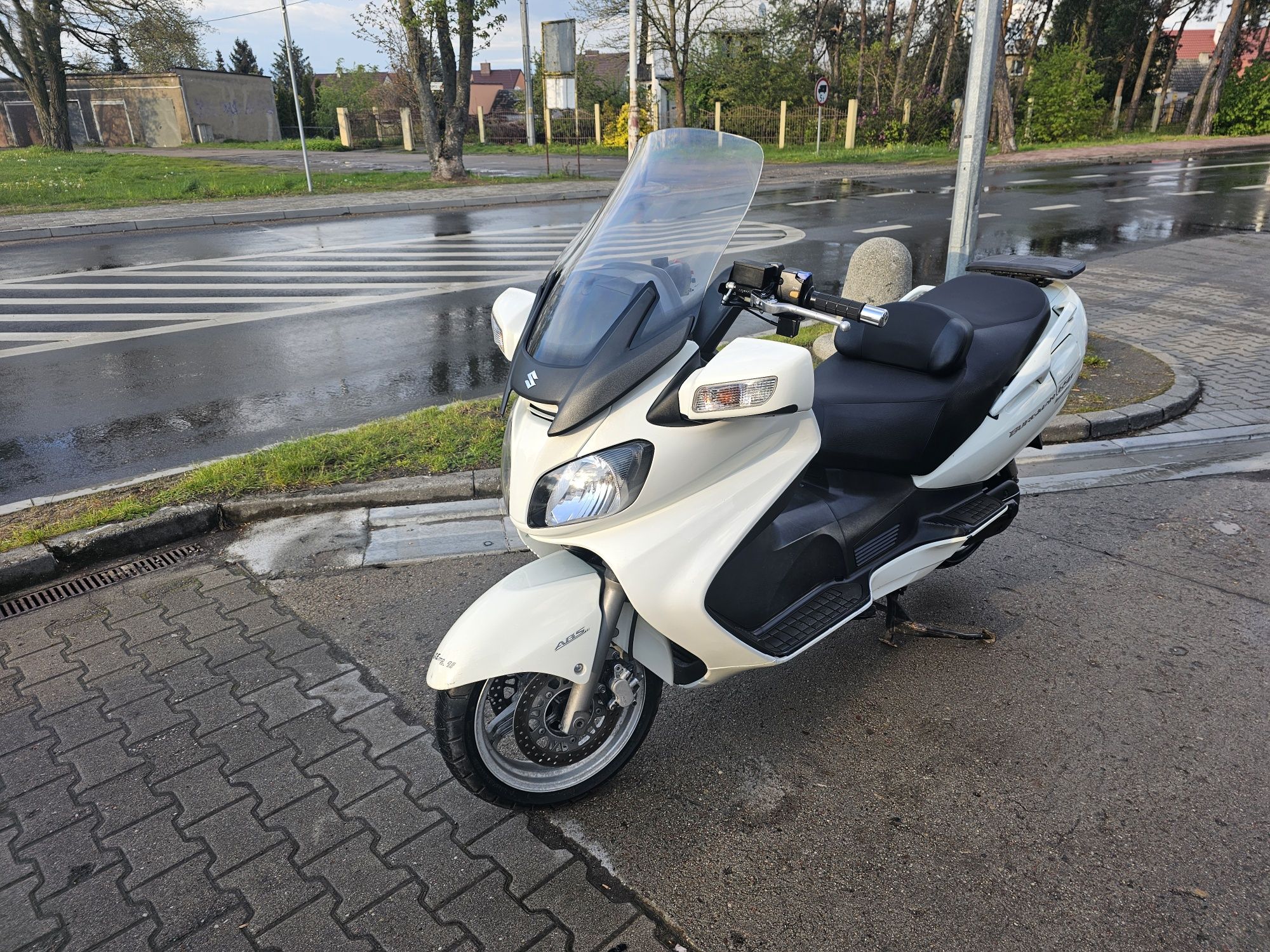 Skuter SUZUKI Burgman 650