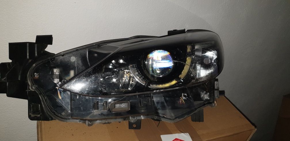 2 w cenie 1 Lampa full led lift Mazda 6 GJ 2015/2017 biały silniczek