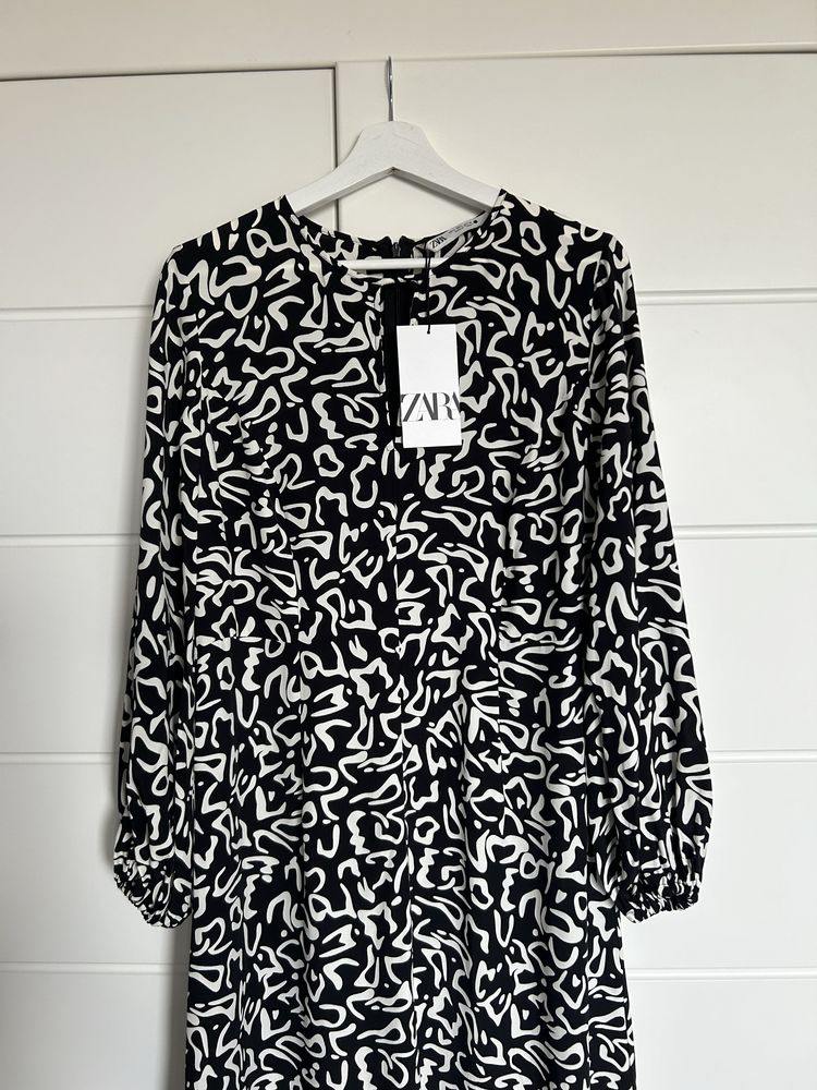 Nowa czarno biała długa elegancka sukienka zara 40