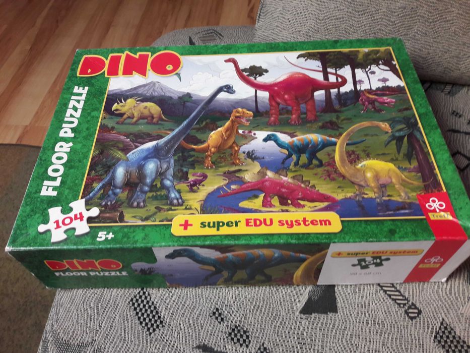 Duze puzzlle dino z nazwami dinozaurów