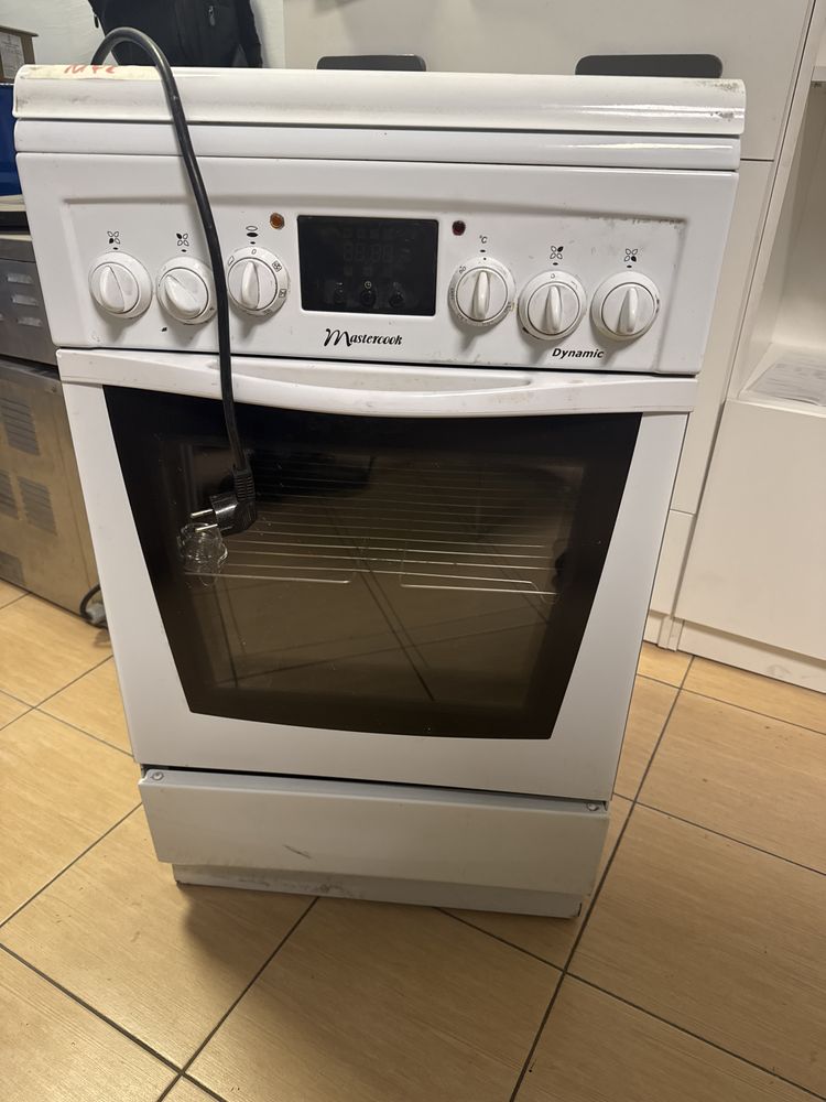 Kuchenka z piekarnikiem MASTERCOOK