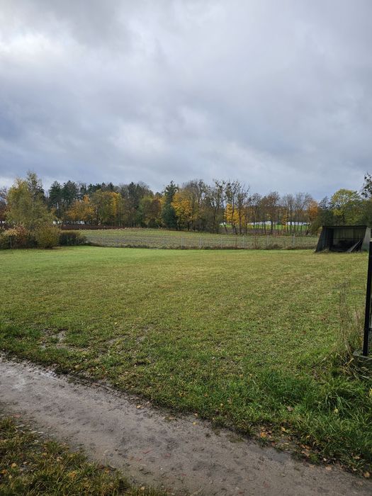 Sprzedam działkę budowlaną blisko jeziora