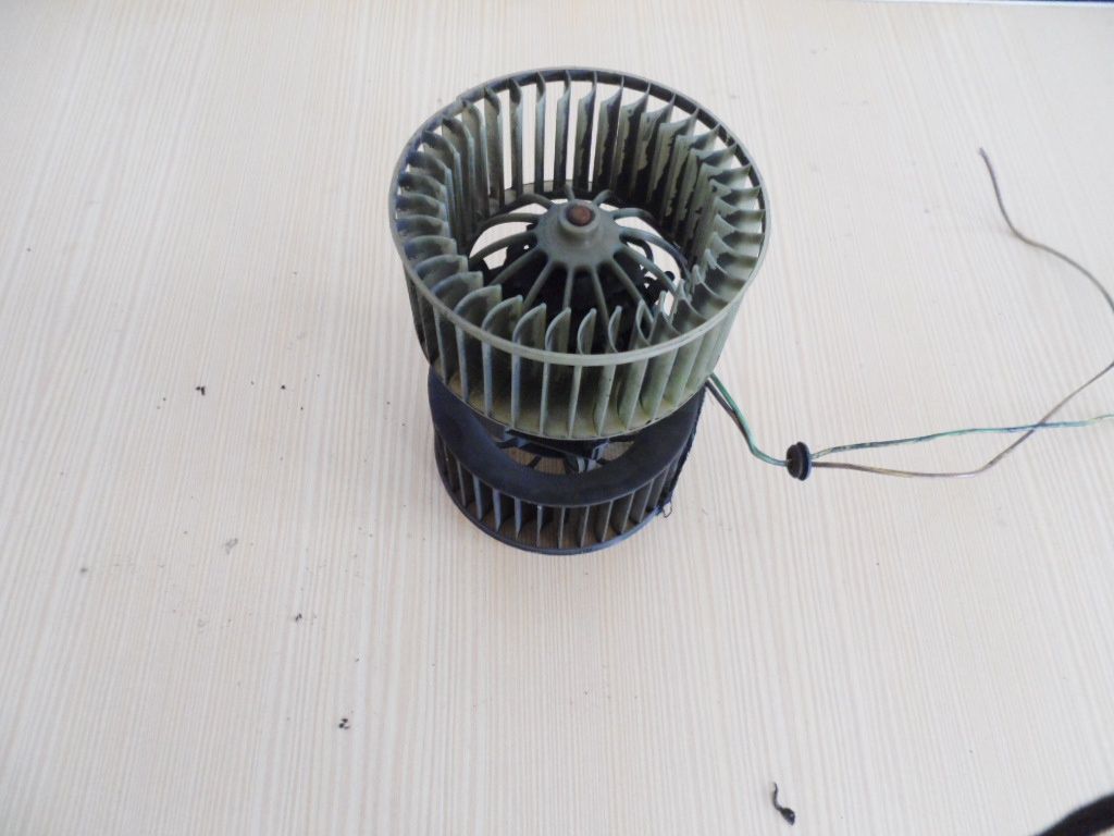 Diverso material BMW 318 E36