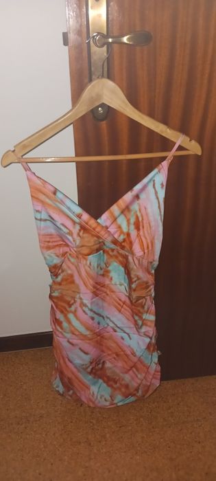 Vendo vestido novo
