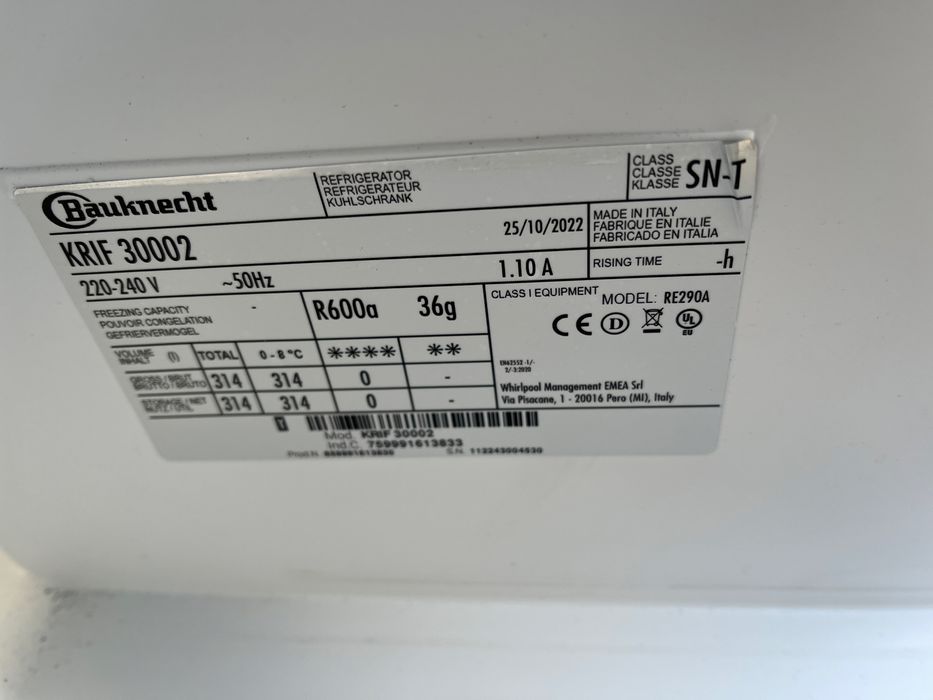 Комплект Холодильник з Морозильна камера Bauknecht TY3245