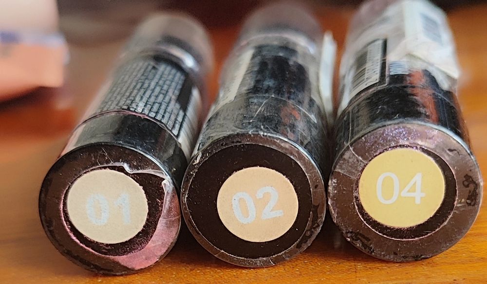 Корректоры Консилеры Тени Помады