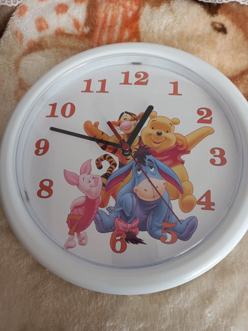 Zegar  ścienny do pokoju dziecięcego