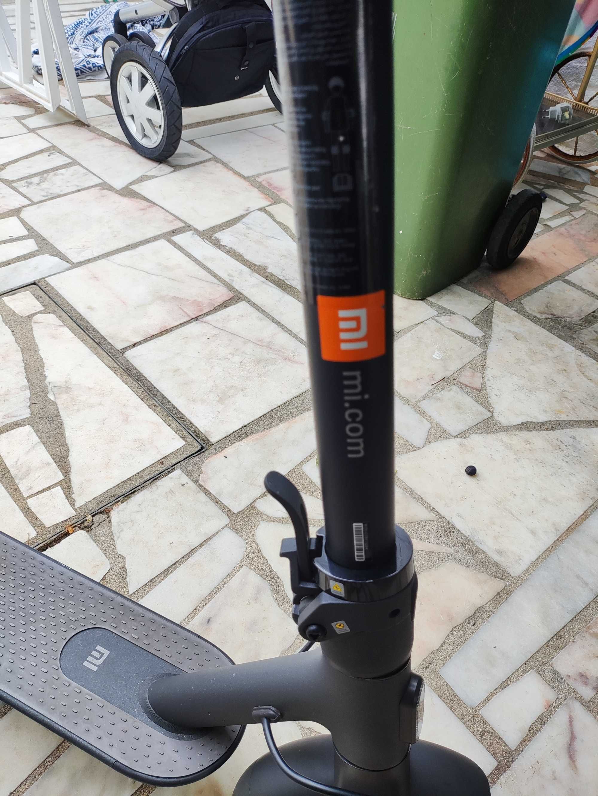 Scooter Xiaomi mi essential
