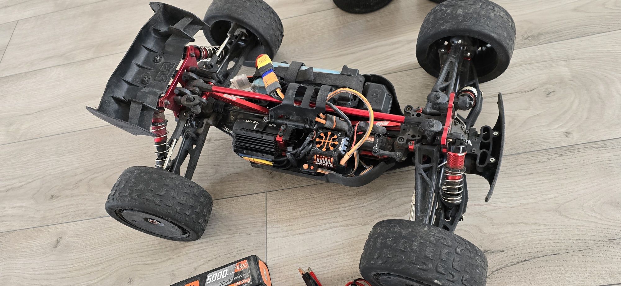 RC  Arrma Talion 6S BLX 1:8 4WD RTR wzmocniona konstrukcja