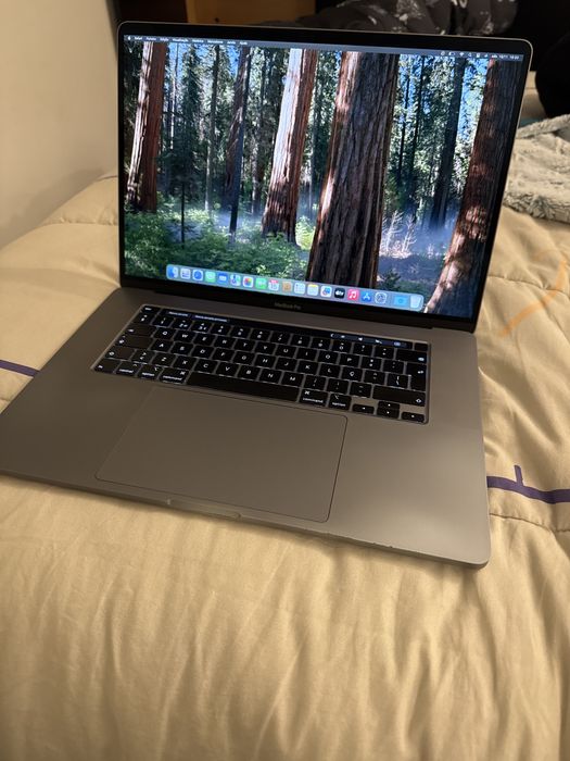 Macbook Pro 16 i9/5500M 8GB/32Gb Ram/1Tb