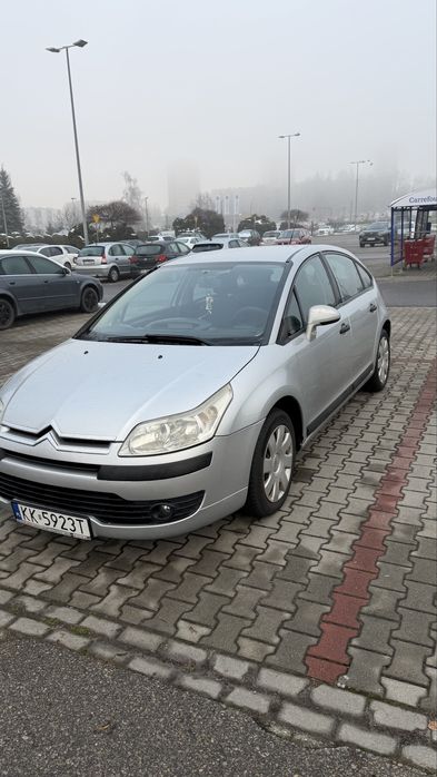 Citroen C4.