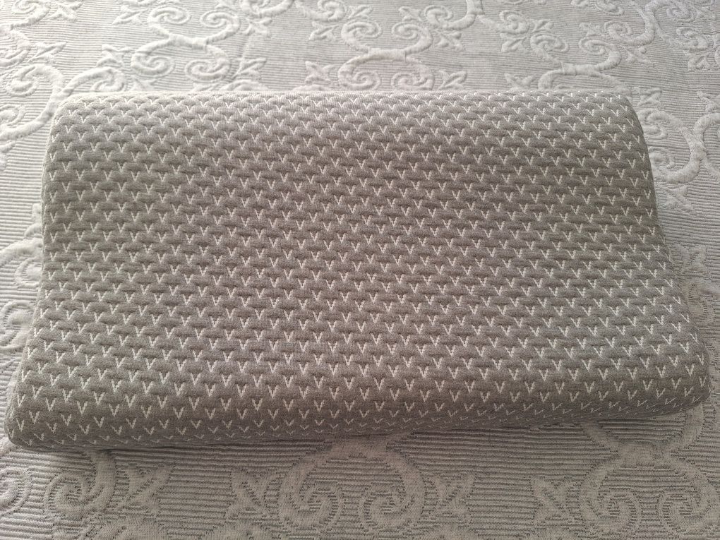 Poduszka ergonomiczna Wellpur Voss z Jysk