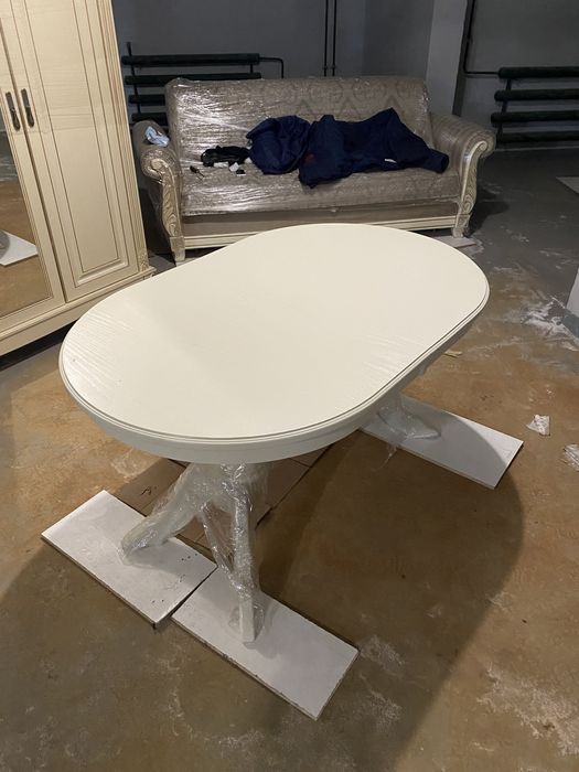 Стол обеденный раскладной из натурального дерева