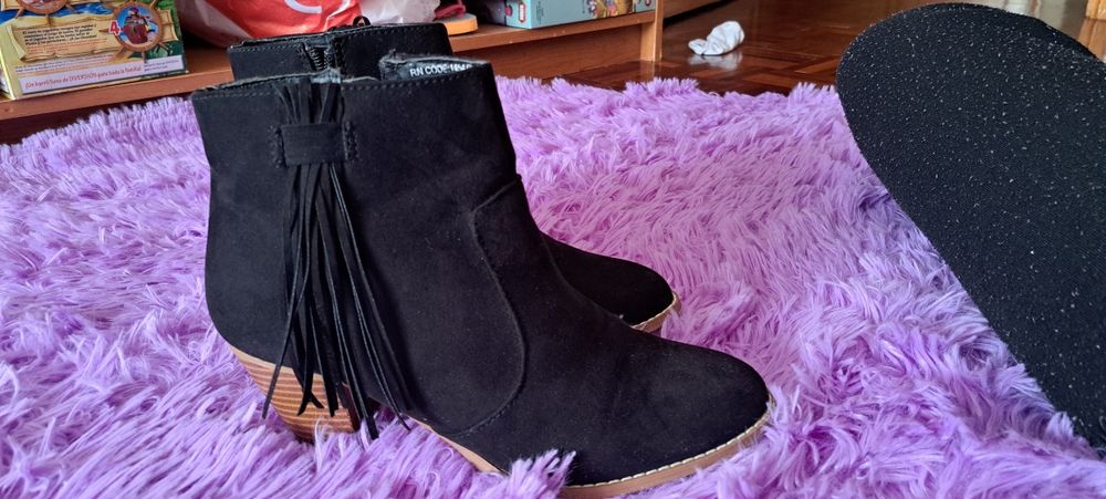 Botins pretos tam 38