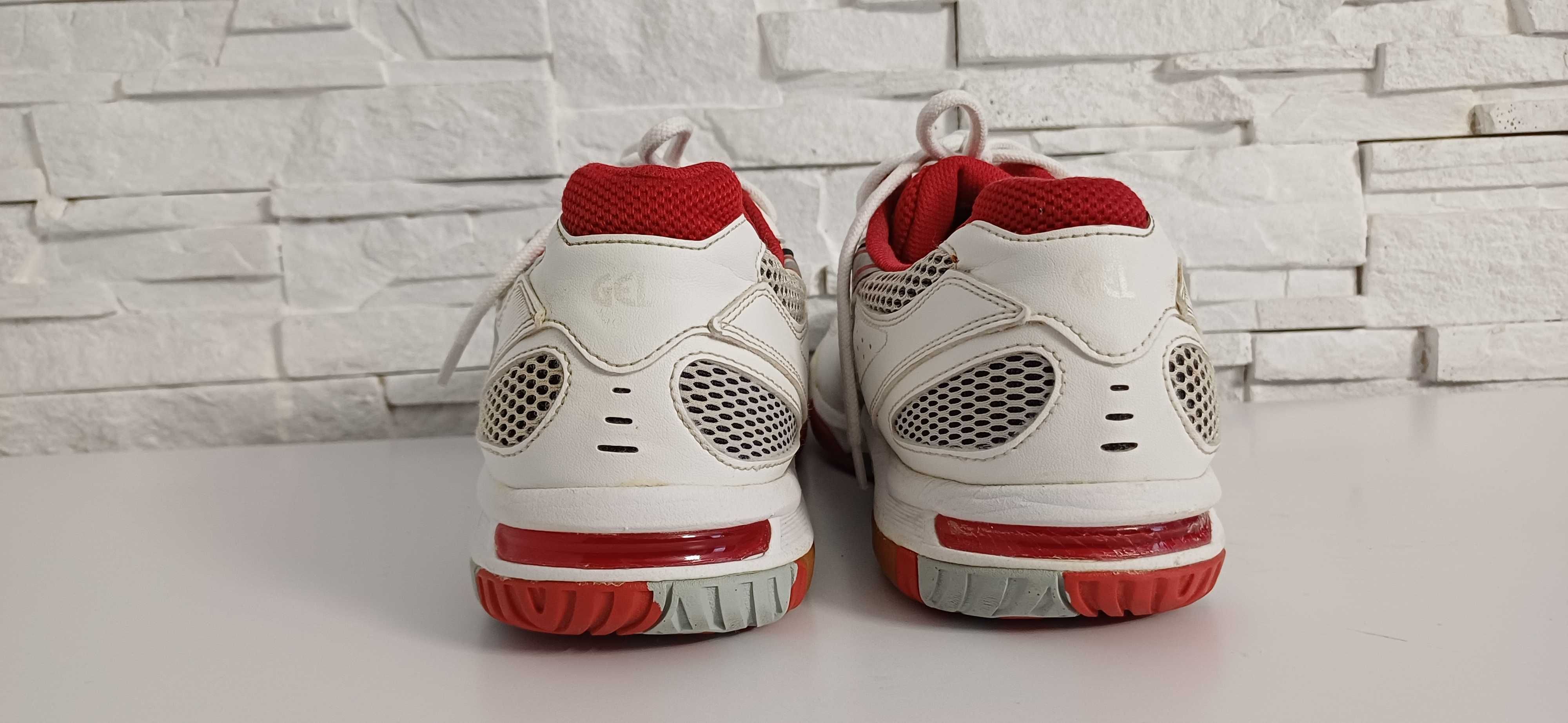 Buty ASICS GEL-TACTIC roz.48 wkł.30,5 cm.