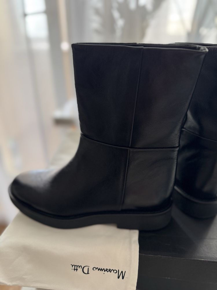 Шкіряні Чоботи - Massimo Dutti; 36