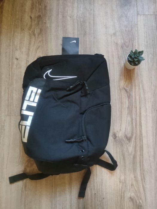 Sprzedam nowy plecak Elite bag